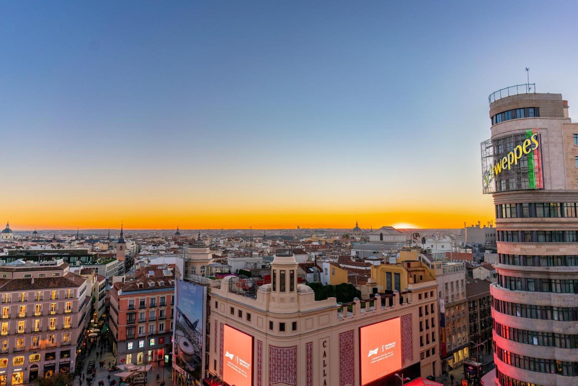 Hostal Gran Via 44 — Photos 2